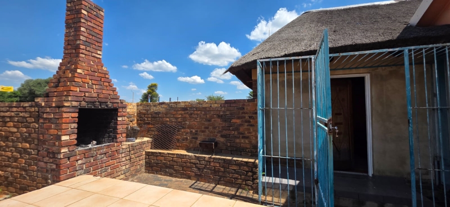 4 Bedroom Property for Sale in Meiringspark North West